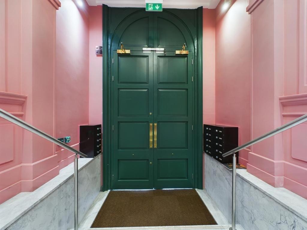 M1 City Centre 3 Bed 3 Bath Luxe Penthouse Manchester Eksteriør billede