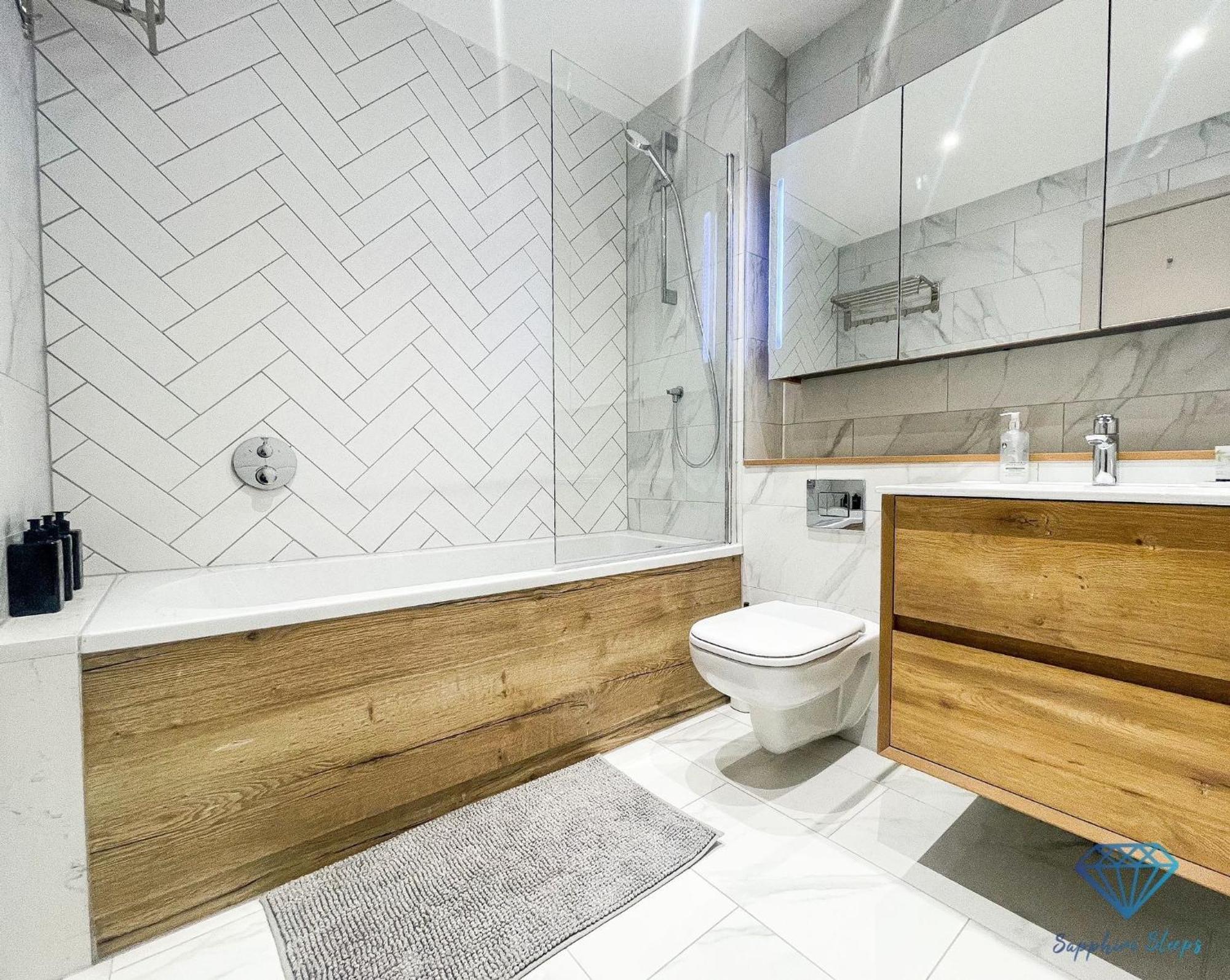M1 City Centre 3 Bed 3 Bath Luxe Penthouse Manchester Eksteriør billede